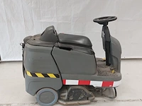 Zit schrob-/zuigmachine 65cm accu kärcher, b90r, bouwjaar 2010 - afbeelding 1 van  24