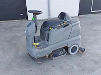 Zit schrob-/zuigmachine 65cm accu kärcher, b90r, bouwjaar 2015 - afbeelding 1 van  24
