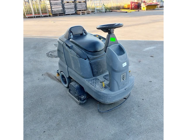 Zit schrob-/zuigmachine 65cm accu kärcher, b90r, bouwjaar 2015 - afbeelding 19 van  24