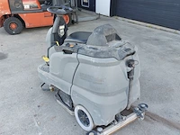 Zit schrob-/zuigmachine 65cm accu kärcher, b90r, bouwjaar 2015 - afbeelding 24 van  24