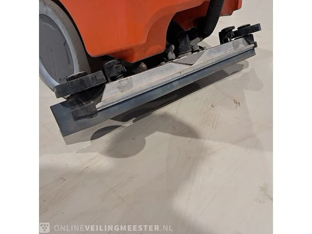 Zit schrob/zuigmachine kärcher, b90r, bouwjaar 2018 - afbeelding 20 van  34