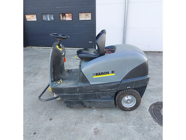 Zit veeg-/zuigmachine 100cm accu kärcher, km100/100r bp, bouwjaar 2014 - afbeelding 2 van  21