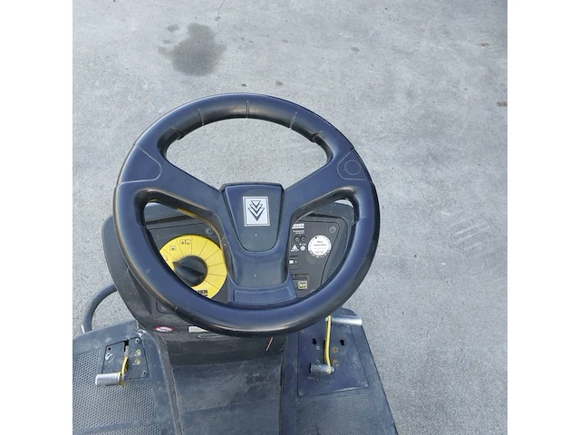 Zit veeg-/zuigmachine 100cm accu kärcher, km100/100r bp, bouwjaar 2014 - afbeelding 10 van  21
