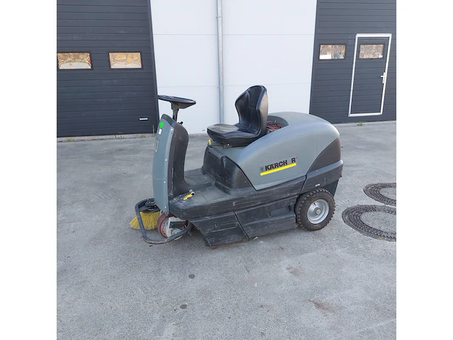 Zit veeg-/zuigmachine 100cm accu kärcher, km100/100r bp, bouwjaar 2014 - afbeelding 1 van  21