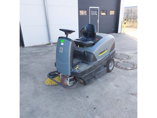 Zit veeg-/zuigmachine 100cm accu kärcher, km100/100r bp, bouwjaar 2014 - afbeelding 12 van  21