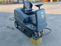 Zit veeg-/zuigmachine 100cm accu kärcher, km100/100r bp, bouwjaar 2014 - afbeelding 16 van  21