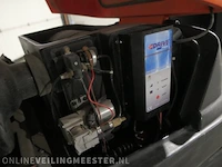 Zit veeg-/zuigmachine kärcher, km100/100r bp, bouwjaar 2017 - afbeelding 9 van  21