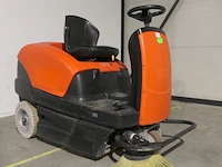 Zit veeg-/zuigmachine kärcher, km100/100r bp, bouwjaar 2017 - afbeelding 15 van  21