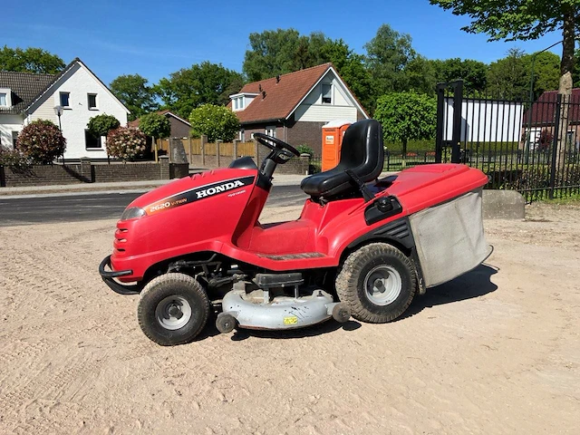 Zitmaaier honda 2620 benzine 2004 - afbeelding 1 van  1