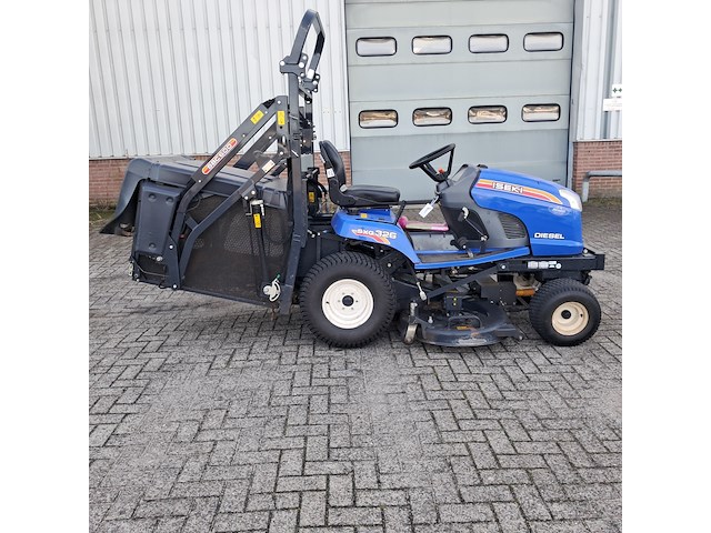 Zitmaaier, iseki, sgx326 - afbeelding 1 van  52