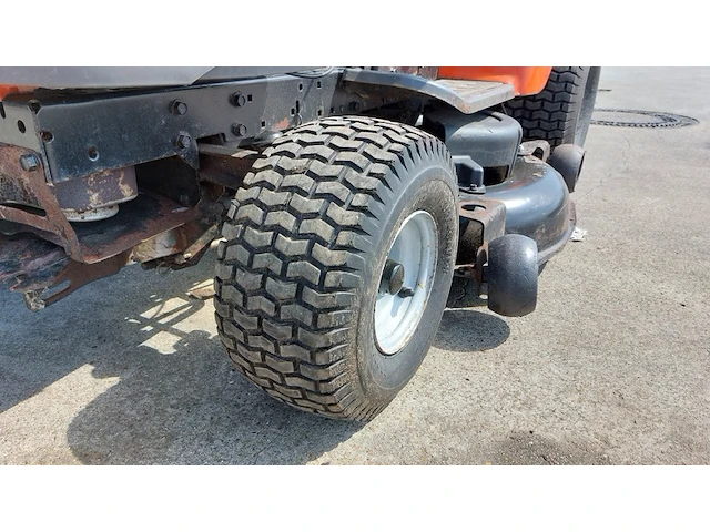 Zitmaaier met opvangbak, husqvarna, cth180 twin, 2007 - afbeelding 6 van  31
