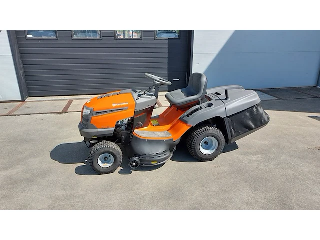Zitmaaier met opvangbak, husqvarna, tc 138, 2022 - afbeelding 1 van  39