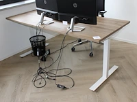 Zit/sta werktafel. afmeting 180 x 80 cm. max. hoogte 122cm. - afbeelding 2 van  2