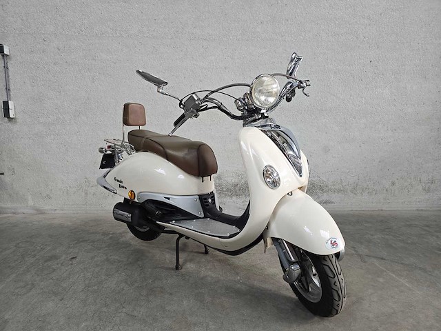 Znen - bromscooter - aurora - 4t 45km uitvoering d272pp - afbeelding 4 van  7