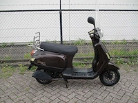 Znen - snorscooter - agm vx 50 riva - scooter - afbeelding 8 van  11