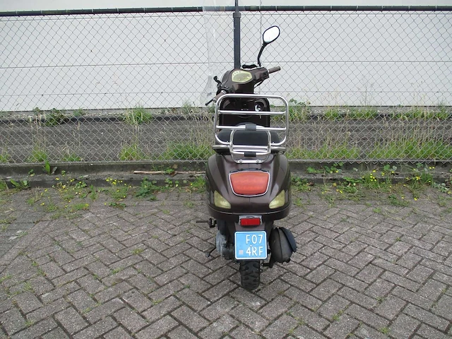 Znen - snorscooter - agm vx 50 riva - scooter - afbeelding 10 van  11