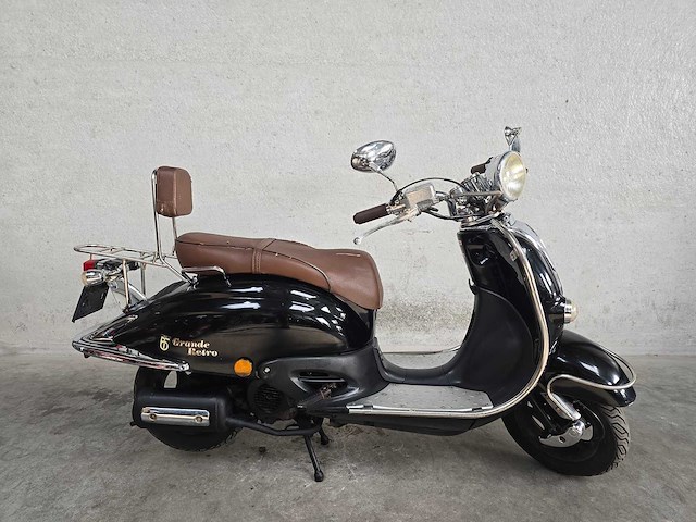 Znen - snorscooter - aurora - 4t 25km uitvoering f944vz - afbeelding 2 van  7