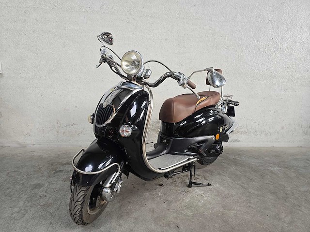 Znen - snorscooter - aurora - 4t 25km uitvoering f944vz - afbeelding 3 van  7