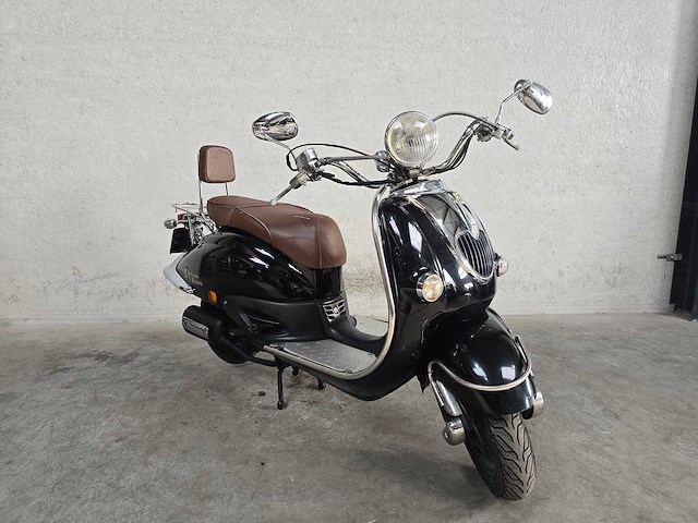 Znen - snorscooter - aurora - 4t 25km uitvoering f944vz - afbeelding 4 van  7