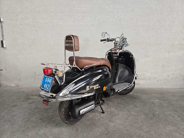 Znen - snorscooter - aurora - 4t 25km uitvoering f944vz - afbeelding 5 van  7