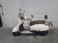 Znen - snorscooter - aurora 2 - 4t 25km uitvoering d163zl - afbeelding 1 van  7