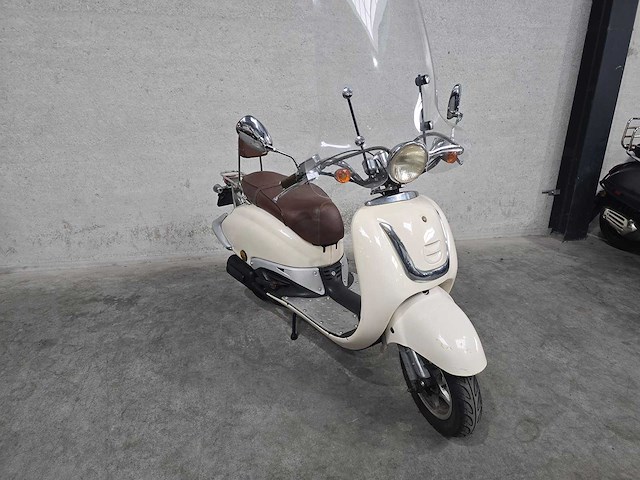 Znen - snorscooter - aurora 2 - 4t 25km uitvoering d163zl - afbeelding 3 van  7