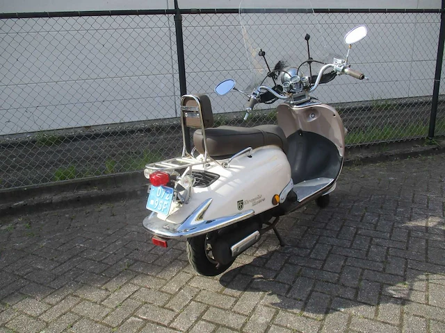 Znen - snorscooter - btc grande retro - scooter - afbeelding 9 van  11