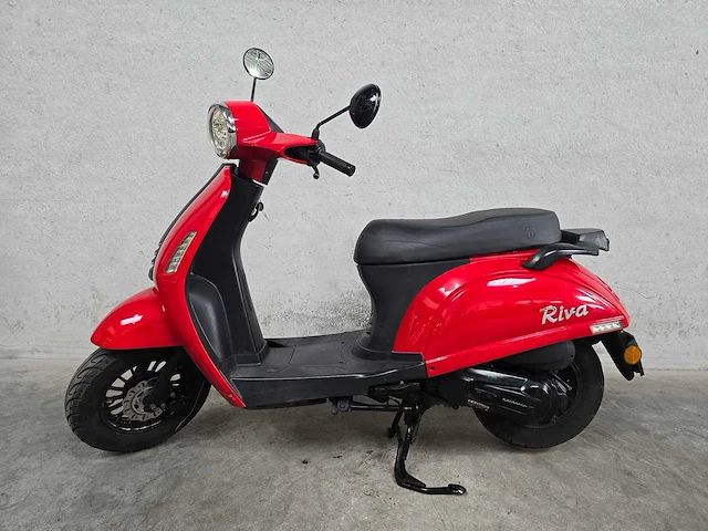 Znen - snorscooter - grace - 4t 25km uitvoering f754xk - afbeelding 1 van  7