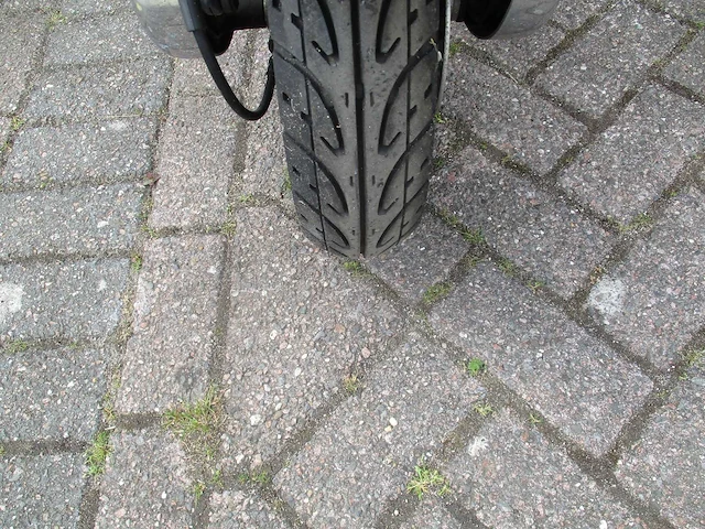 Znen - snorscooter - grande retro - scooter - afbeelding 6 van  11