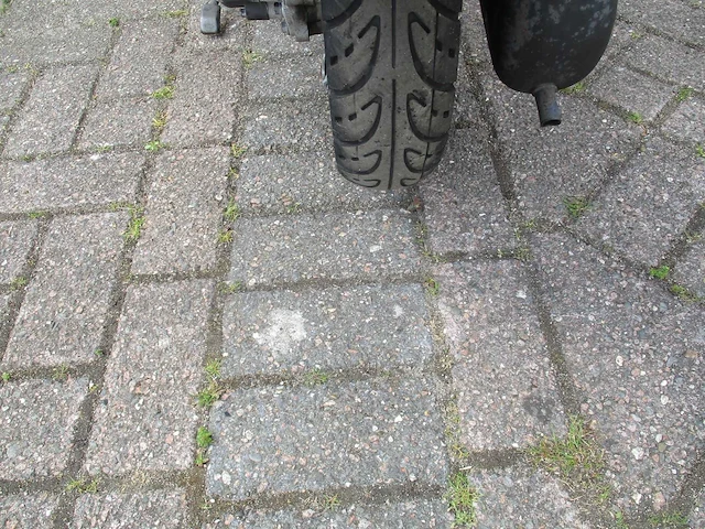 Znen - snorscooter - grande retro - scooter - afbeelding 11 van  11