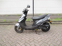 Znen - snorscooter - killerbee speedy - scooter - afbeelding 1 van  11