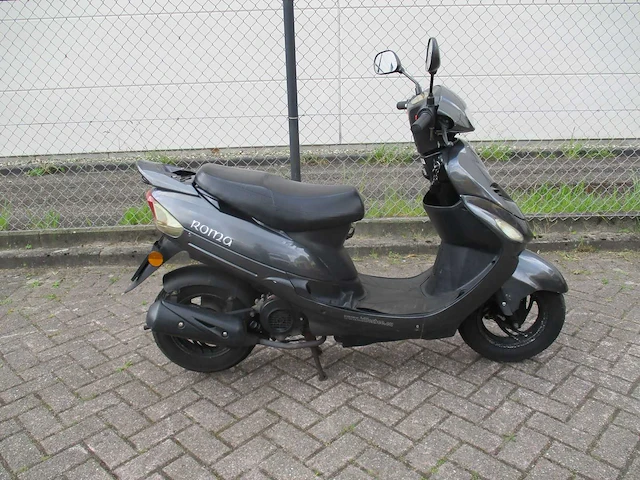 Znen - snorscooter - killerbee speedy - scooter - afbeelding 8 van  11