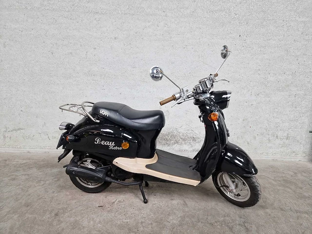 Znen - snorscooter - snail retro - 4t 25km uitvoering d327sl - afbeelding 2 van  7