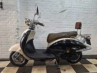 Znen agm grande retro 25 km snorscooter 4takt