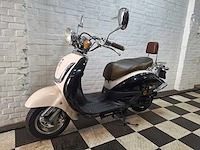 Znen agm grande retro 25 km snorscooter 4takt - afbeelding 2 van  7