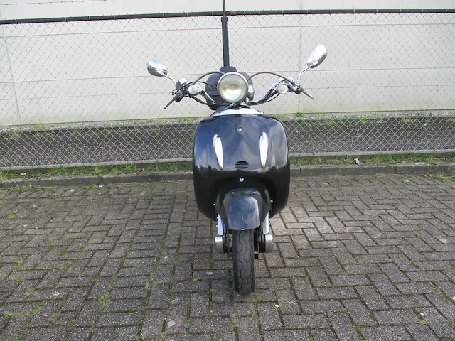 Znen btc grande retro - snorscooter - aurora 2 zn50qt-e25 - scooter - afbeelding 3 van  9
