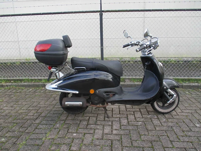 Znen btc grande retro - snorscooter - aurora 2 zn50qt-e25 - scooter - afbeelding 5 van  9