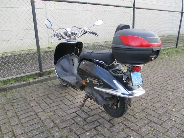 Znen btc grande retro - snorscooter - aurora 2 zn50qt-e25 - scooter - afbeelding 8 van  9