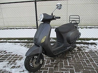 Znen edwards riva - snorscooter - vpa 2 (zn50qt30a) - scooter - afbeelding 2 van  9