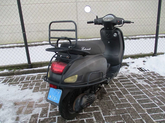 Znen edwards riva - snorscooter - vpa 2 (zn50qt30a) - scooter - afbeelding 6 van  9