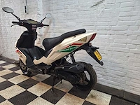 Znen f22 45 km bromscooter 4takt - afbeelding 3 van  7