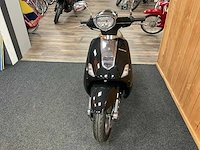 Znen zn125t-f motorscooter - afbeelding 11 van  13