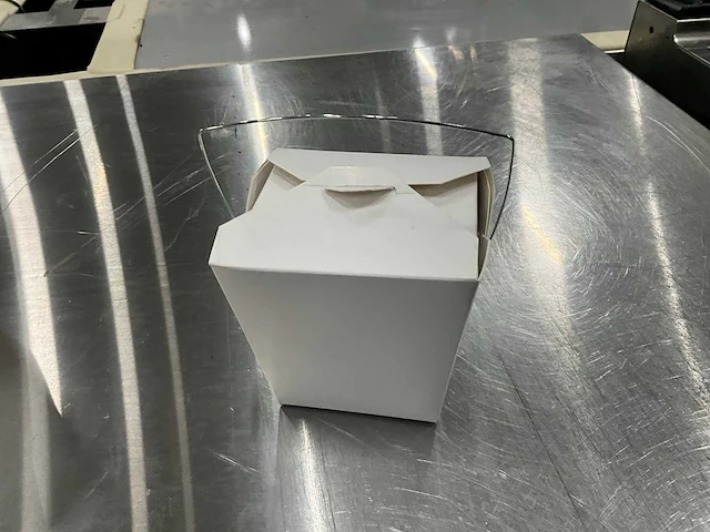Znp - pallet kartonnen noodles bakjes - afbeelding 2 van  7