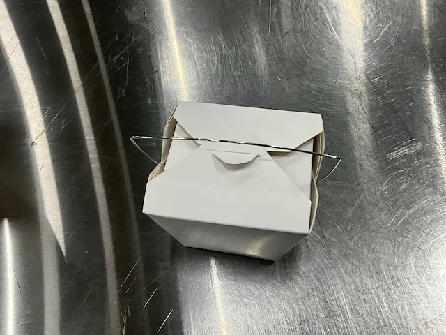 Znp - pallet kartonnen noodles bakjes - afbeelding 3 van  7