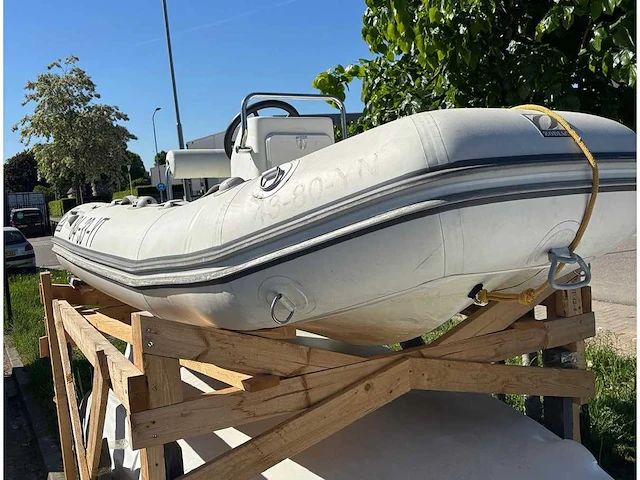 Zodiac - cadet 310 rib - consoleboot - afbeelding 1 van  7