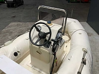 Zodiac rubberboot met aanhanger - afbeelding 7 van  10