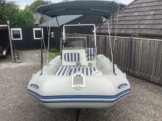 Zodiac speedboot 60pk zeewaardig rib boot - afbeelding 2 van  13