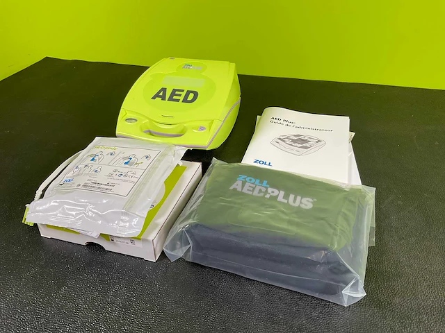 Zoll - aed plus ps-serie - defibrillator - 2023 (2x) - afbeelding 1 van  7