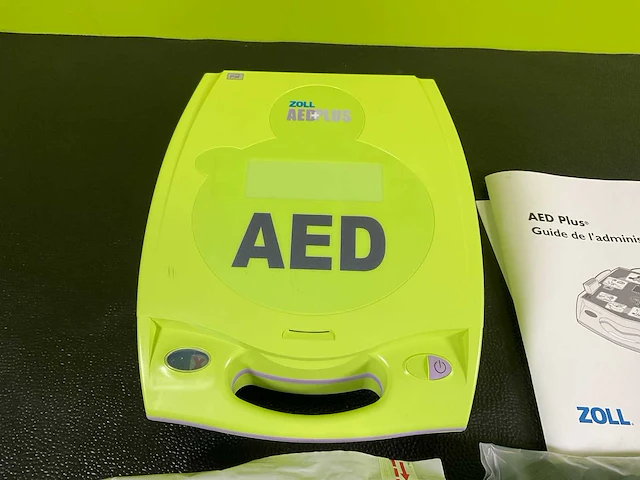 Zoll - aed plus ps-serie - defibrillator - 2023 (2x) - afbeelding 2 van  7