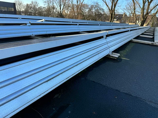 Zonnepaneel installatie (69300wp) - afbeelding 28 van  37
